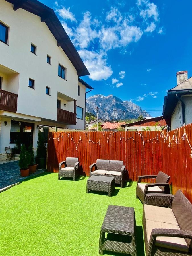 Bed and Breakfast Casa Ankeli Buşteni Exterior foto