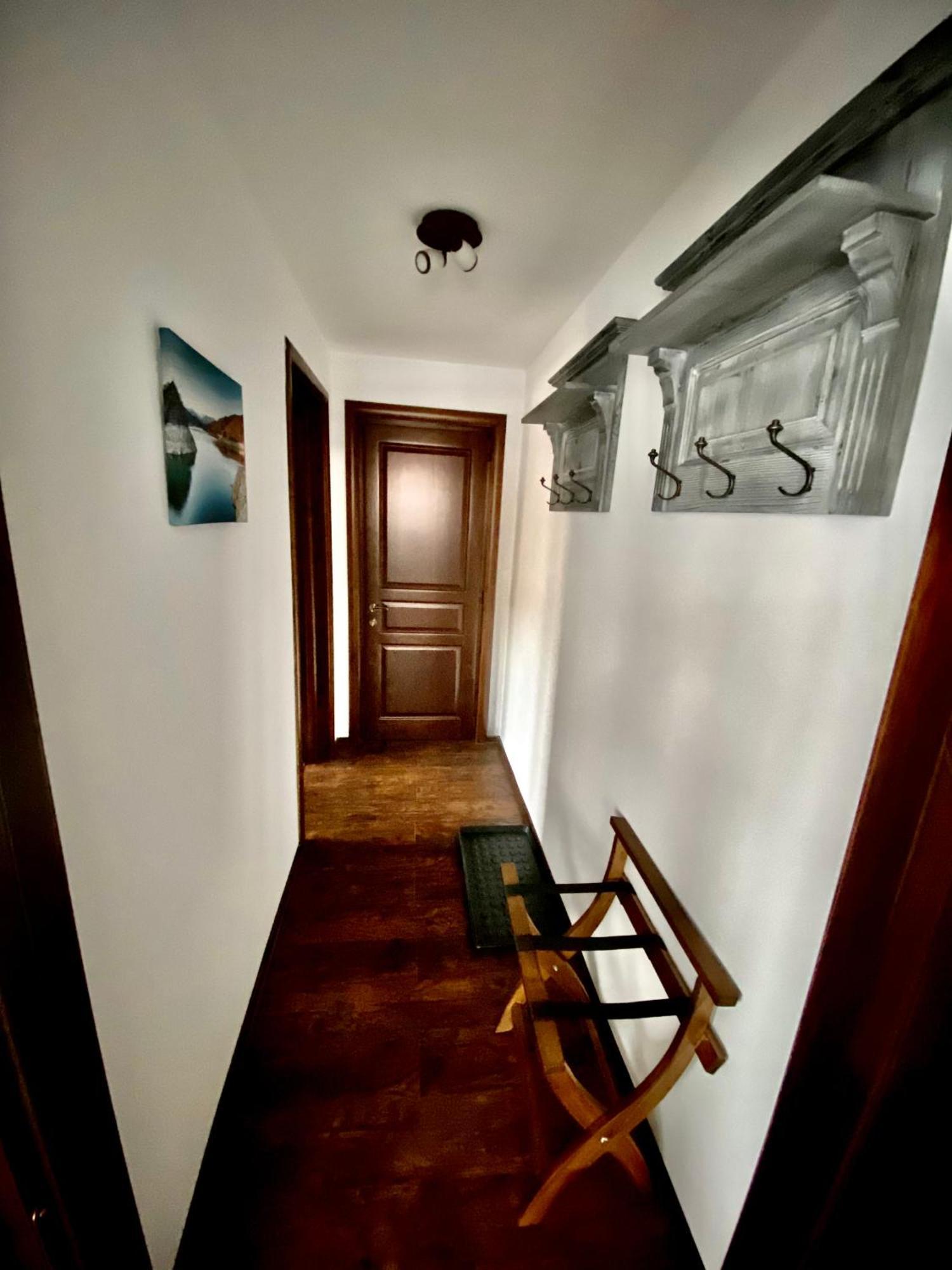 Bed and Breakfast Casa Ankeli Buşteni Habitación foto